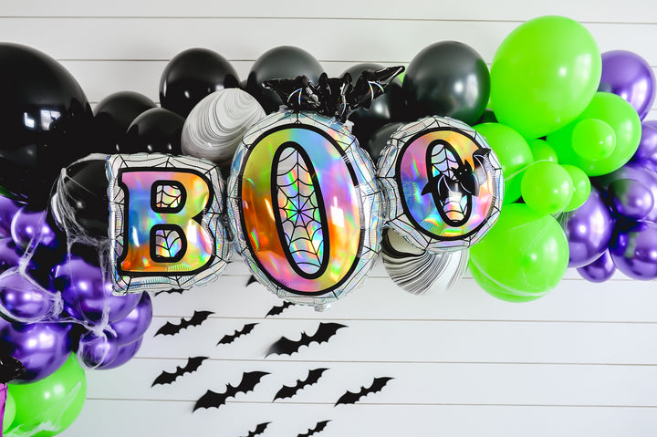 DIY Halloween Balloon Garland