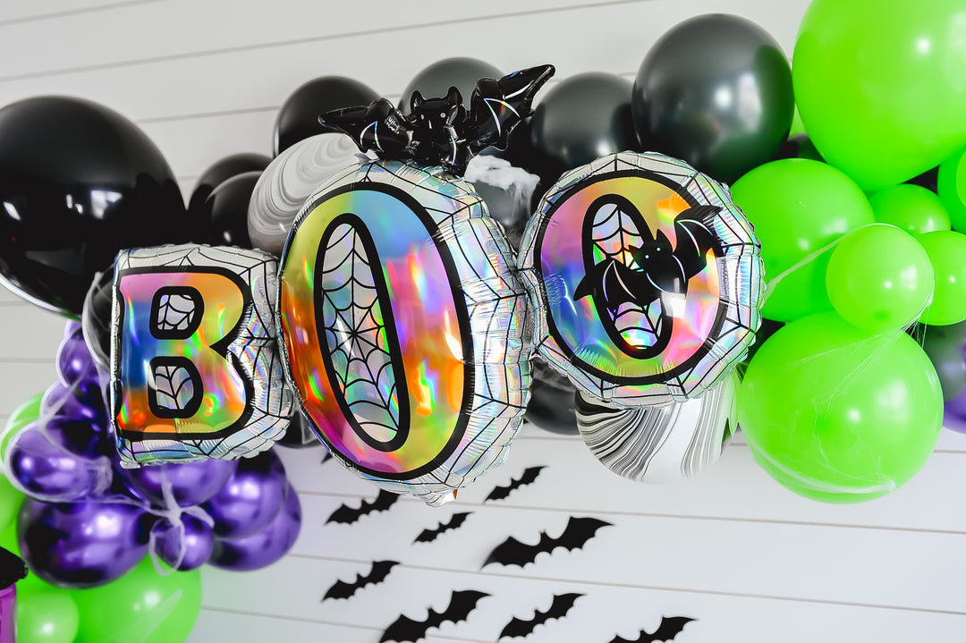 DIY Halloween Balloon Garland