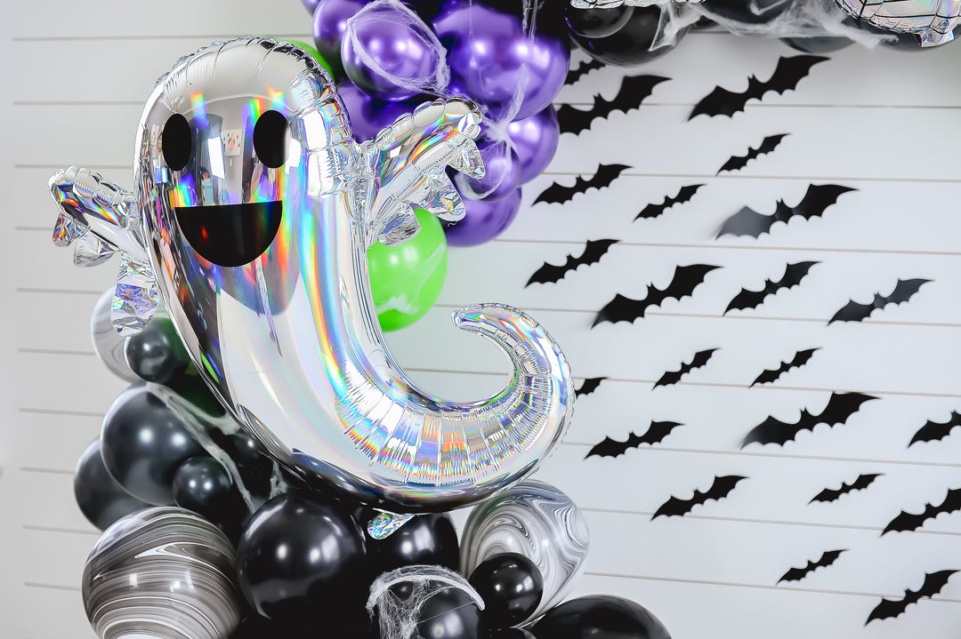 DIY Halloween Balloon Garland