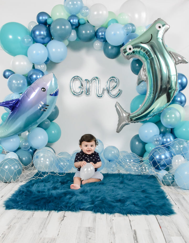 DIY Shark Balloon Garland