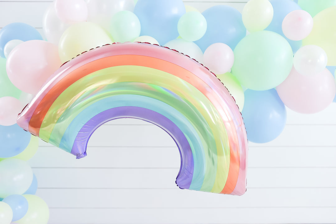 DIY Pastel Rainbow Balloon Garland