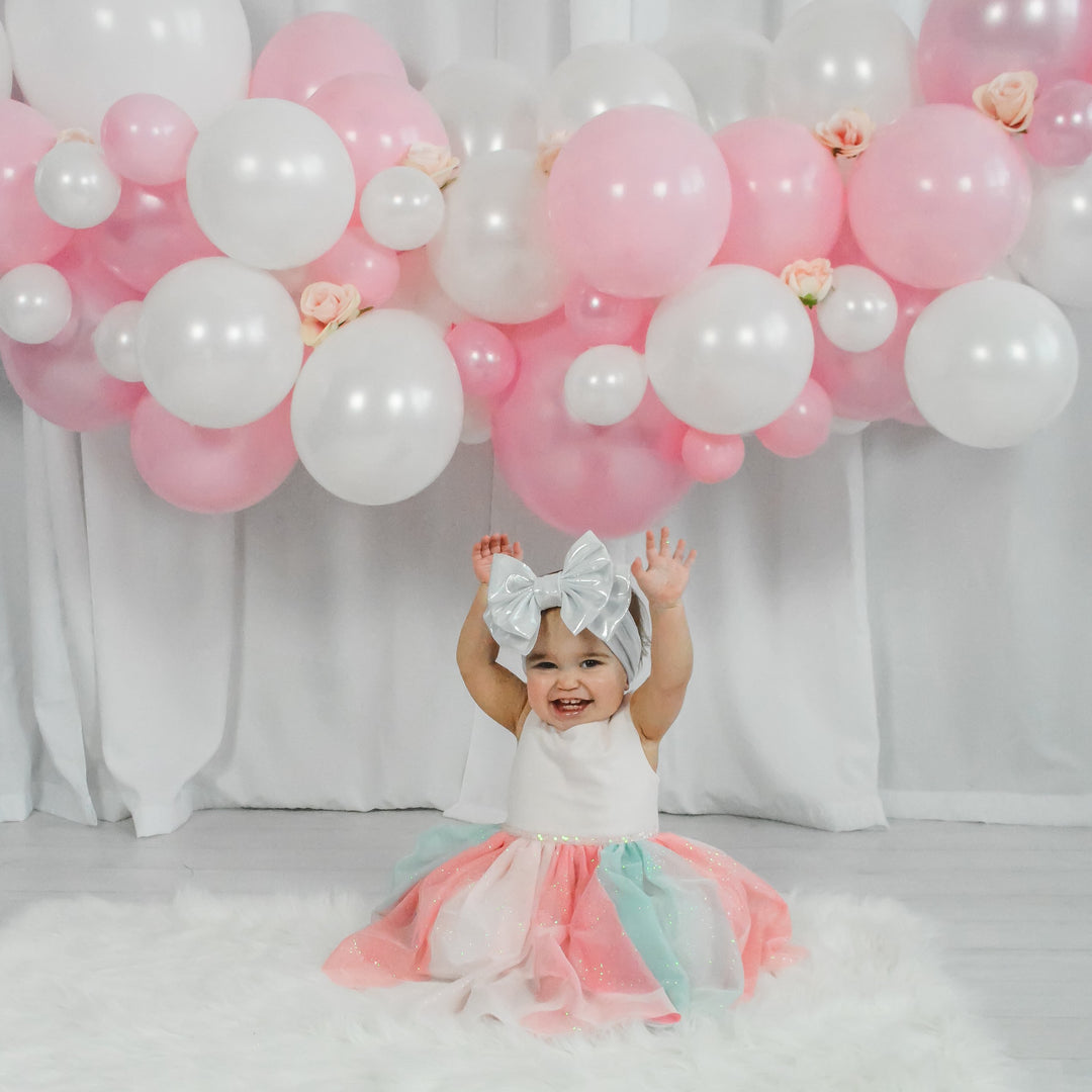 DIY Pink & White Balloon Garland