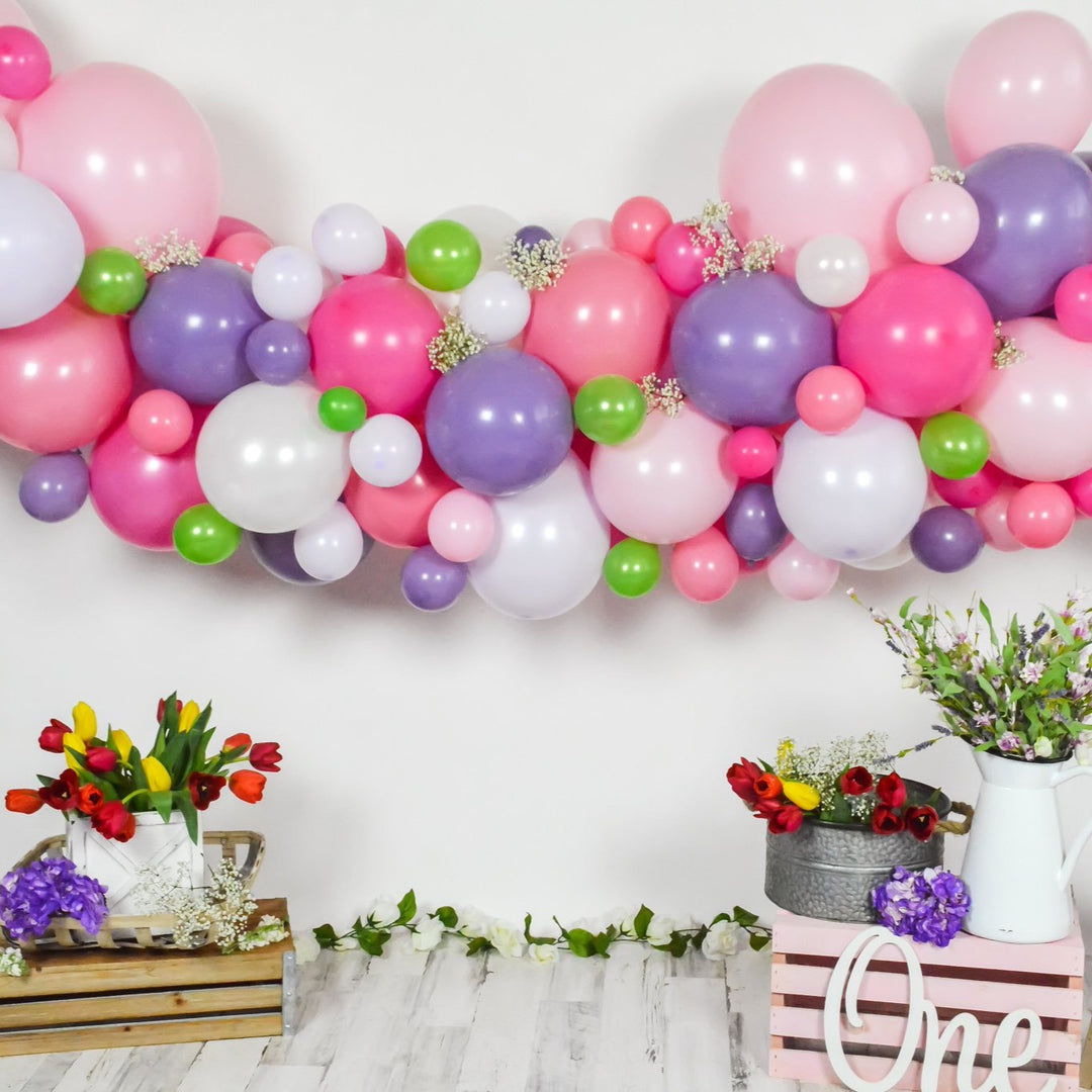 DIY Spring on Easter Balloon Garland