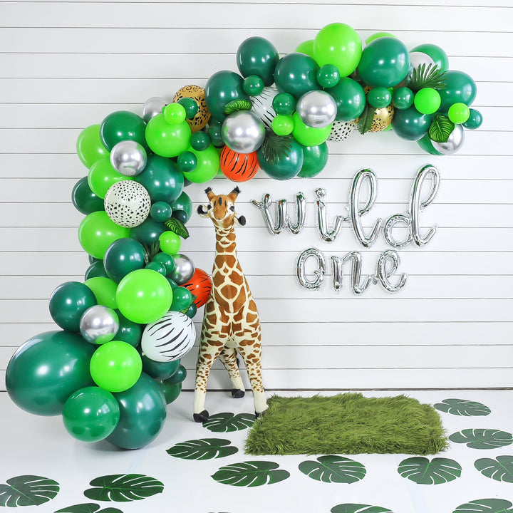 DIY Wild One Jungle Balloon Garland