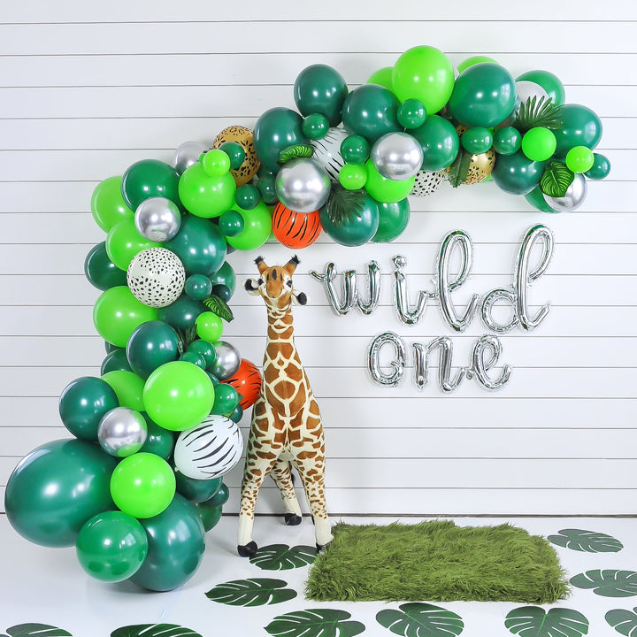 DIY Wild One Jungle Balloon Garland