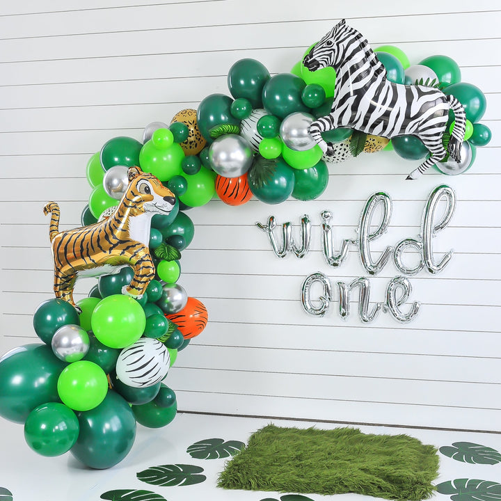 DIY Wild One Jungle Balloon Garland