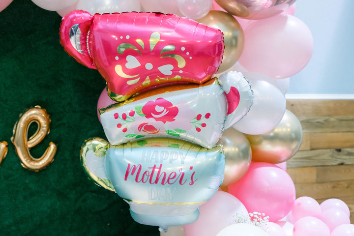 DIY Rose Gold Blush Balloon Garland