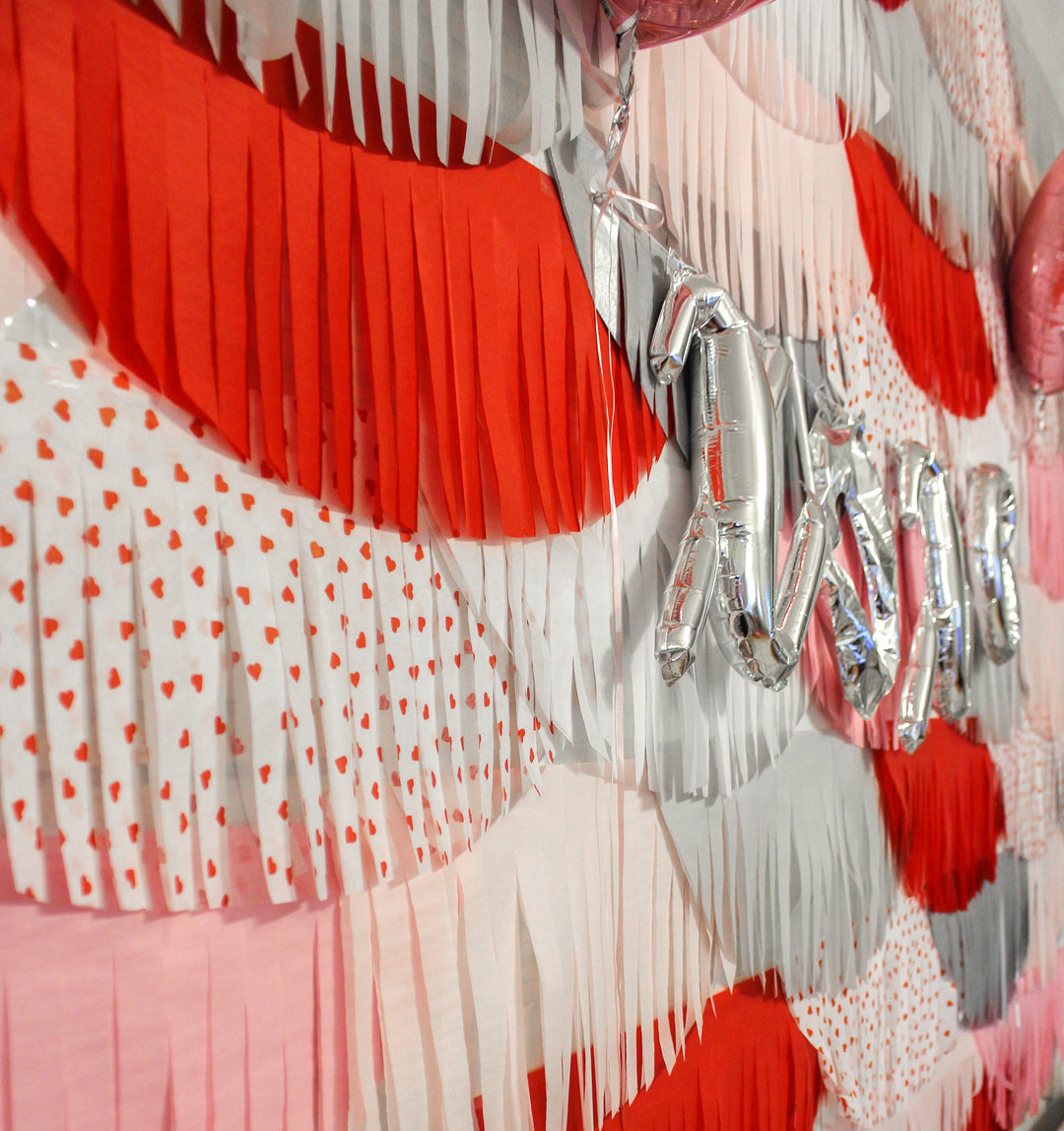 DIY Valentine Fiesta Fringe Scallop Backdrop