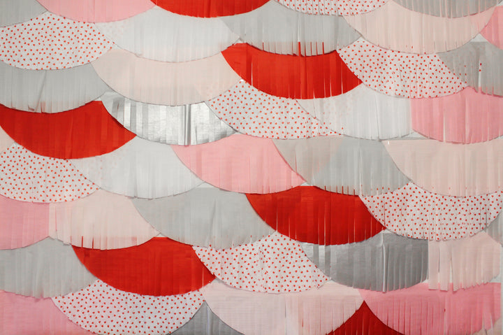 DIY Valentine Fiesta Fringe Scallop Backdrop