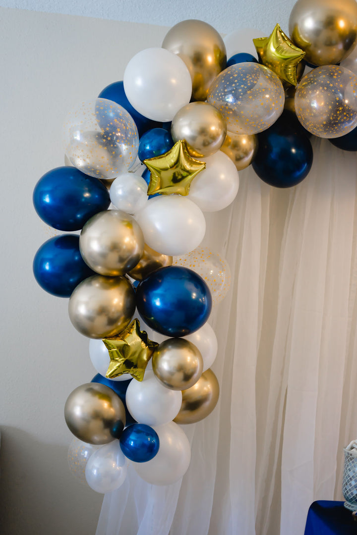 DIY Twinkle Twinkle Star Balloon Garland