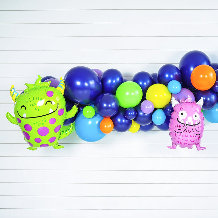 DIY Little Monsters Balloon Garland