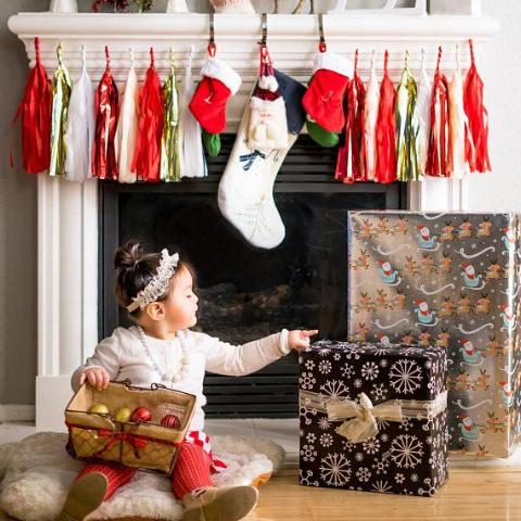 Christmas Paper Tassels