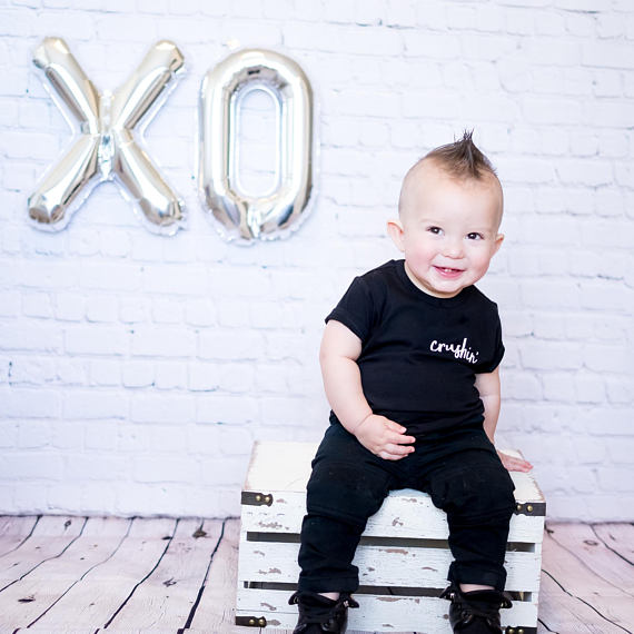 XOXO Balloon Banner | 16"