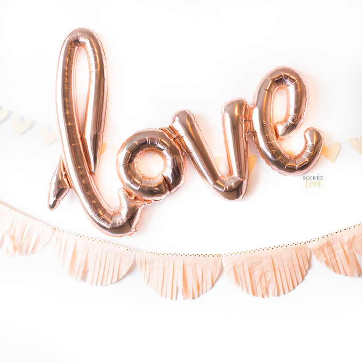 Script Love Balloon Banner
