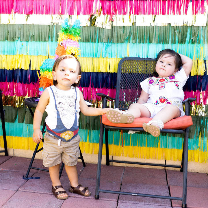 DIY Mod Fiesta Fringe Backdrop