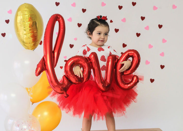 Script Love Balloon Banner