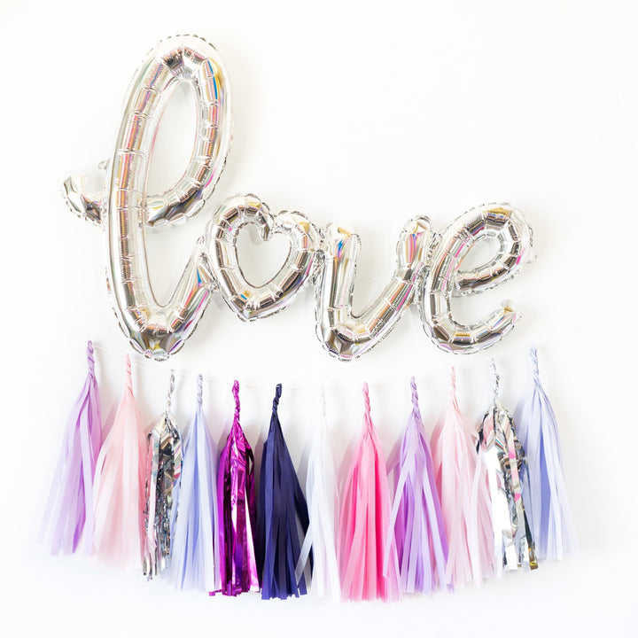 Script Love Bride Balloon Banner