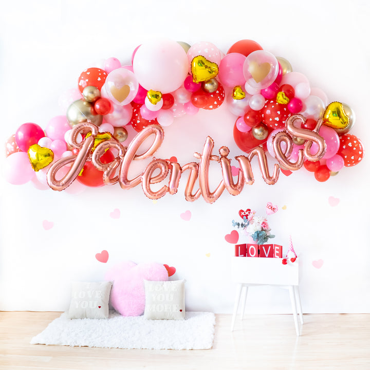 DIY Galentines Balloon Garland