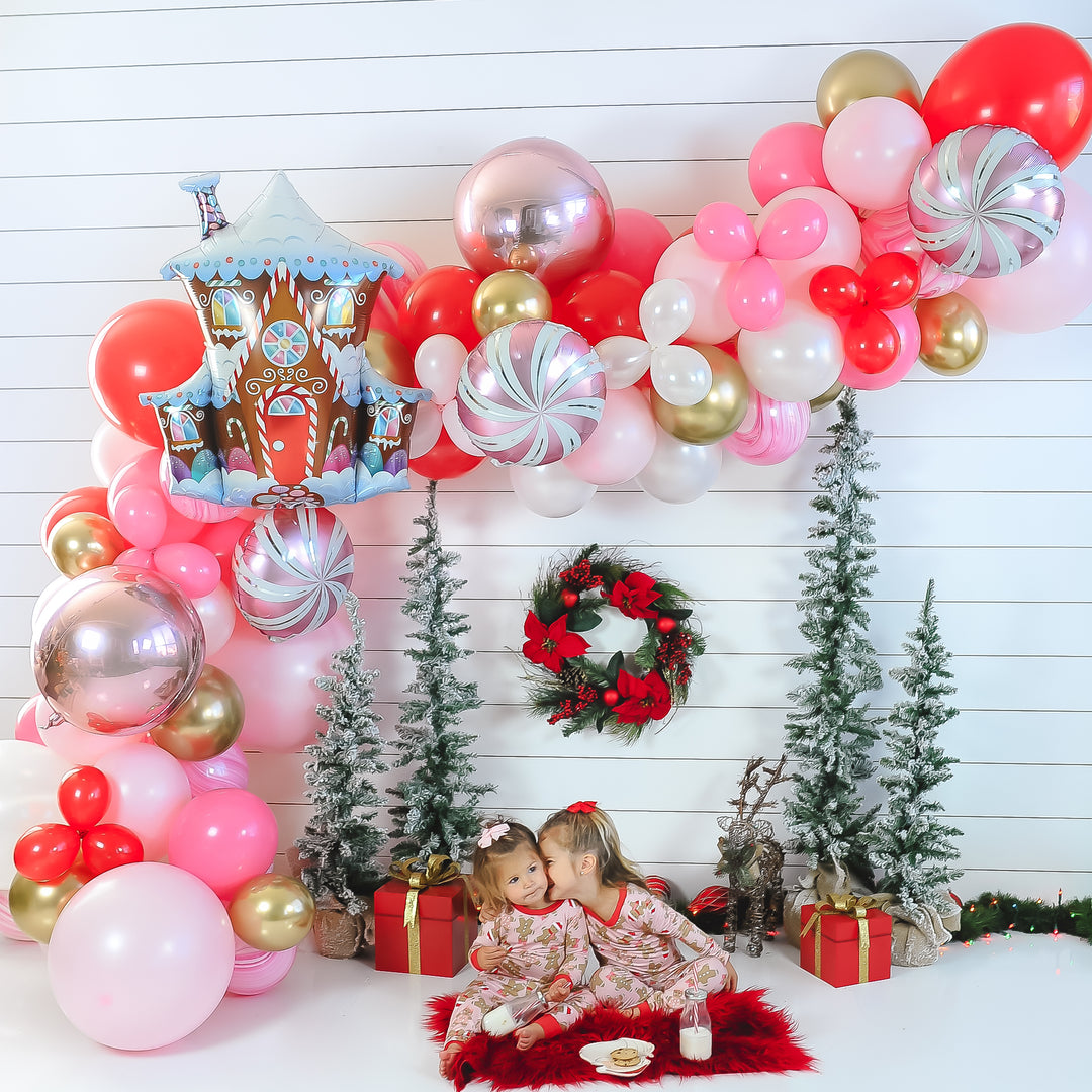 DIY Gingerbread Balloon Garland