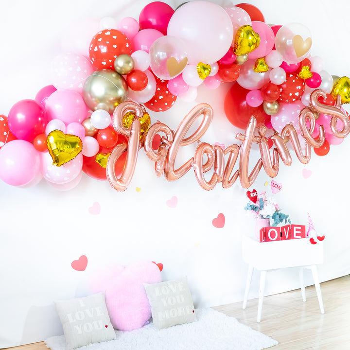 DIY Galentines Balloon Garland