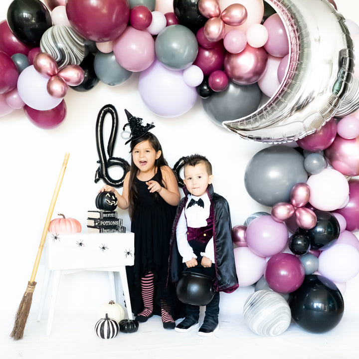 DIY Halloween Witch Balloon Garland