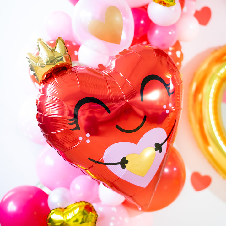 DIY Valentine Crush Balloon Garland