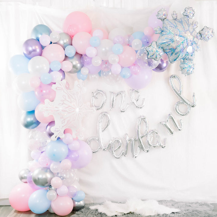 DIY Winter Onederland Balloon Garland