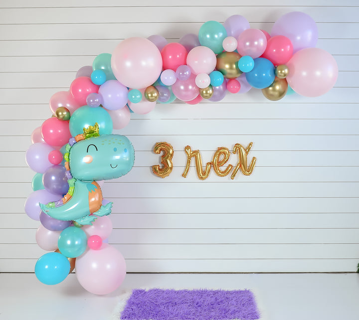 DIY Dinosaur Princess Balloon Garland