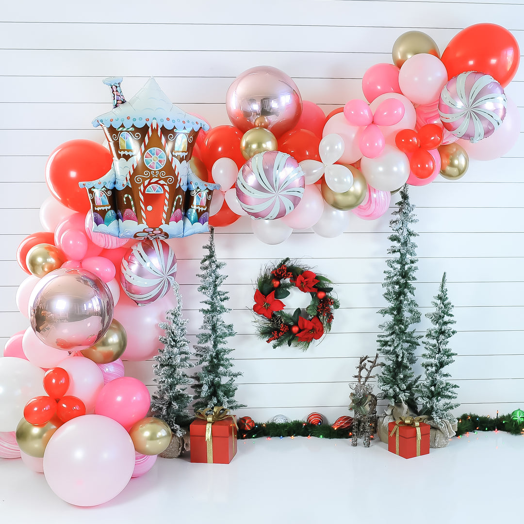 DIY Gingerbread Balloon Garland