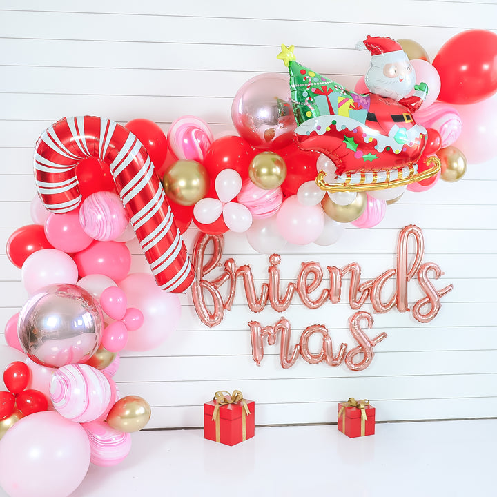 DIY Friendsmas Balloon Garland