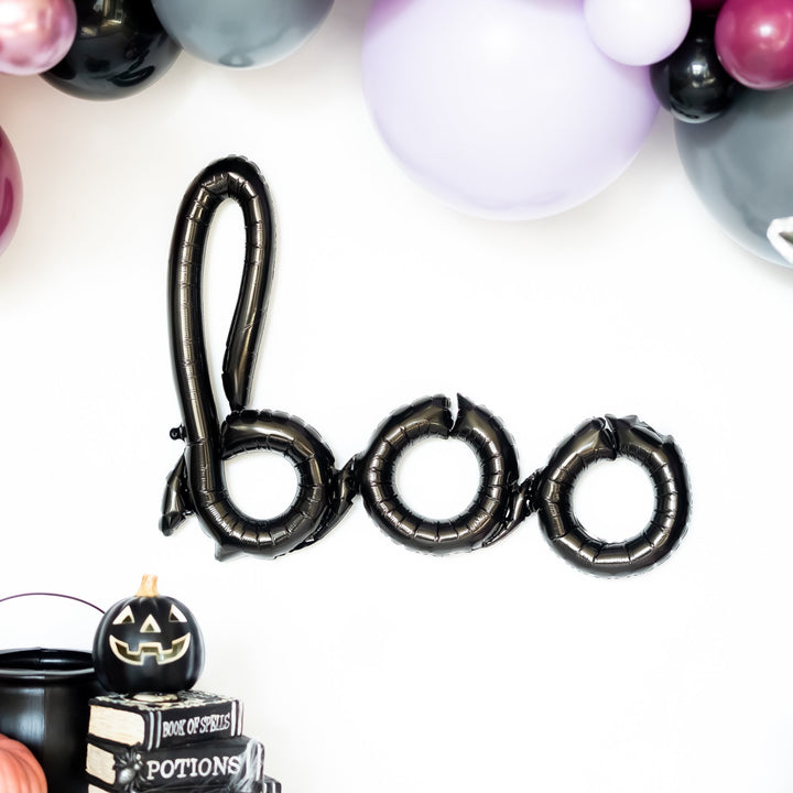 DIY Halloween Witch Balloon Garland