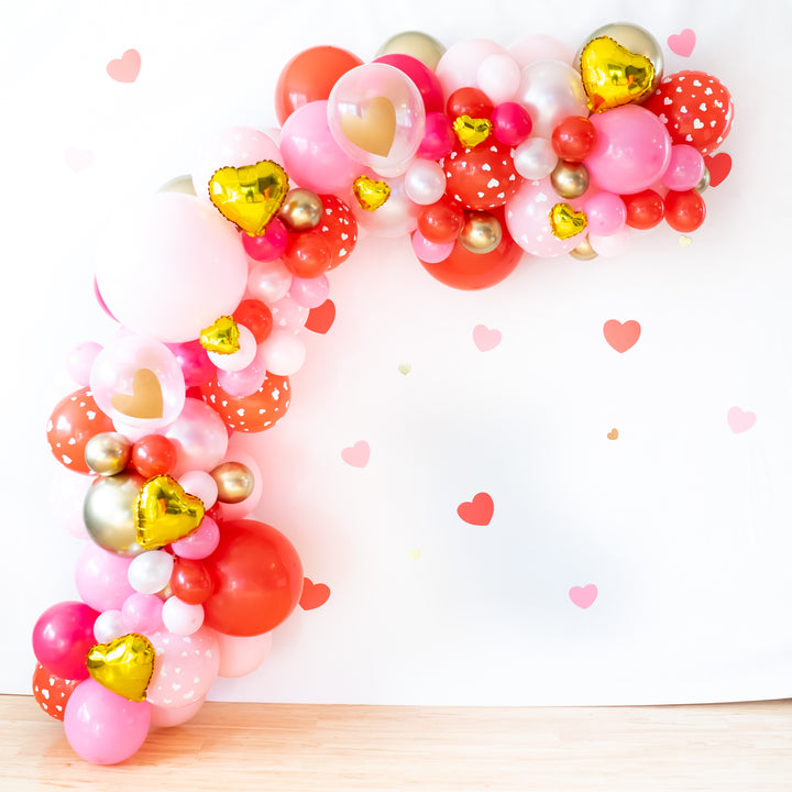 DIY Galentines Balloon Garland