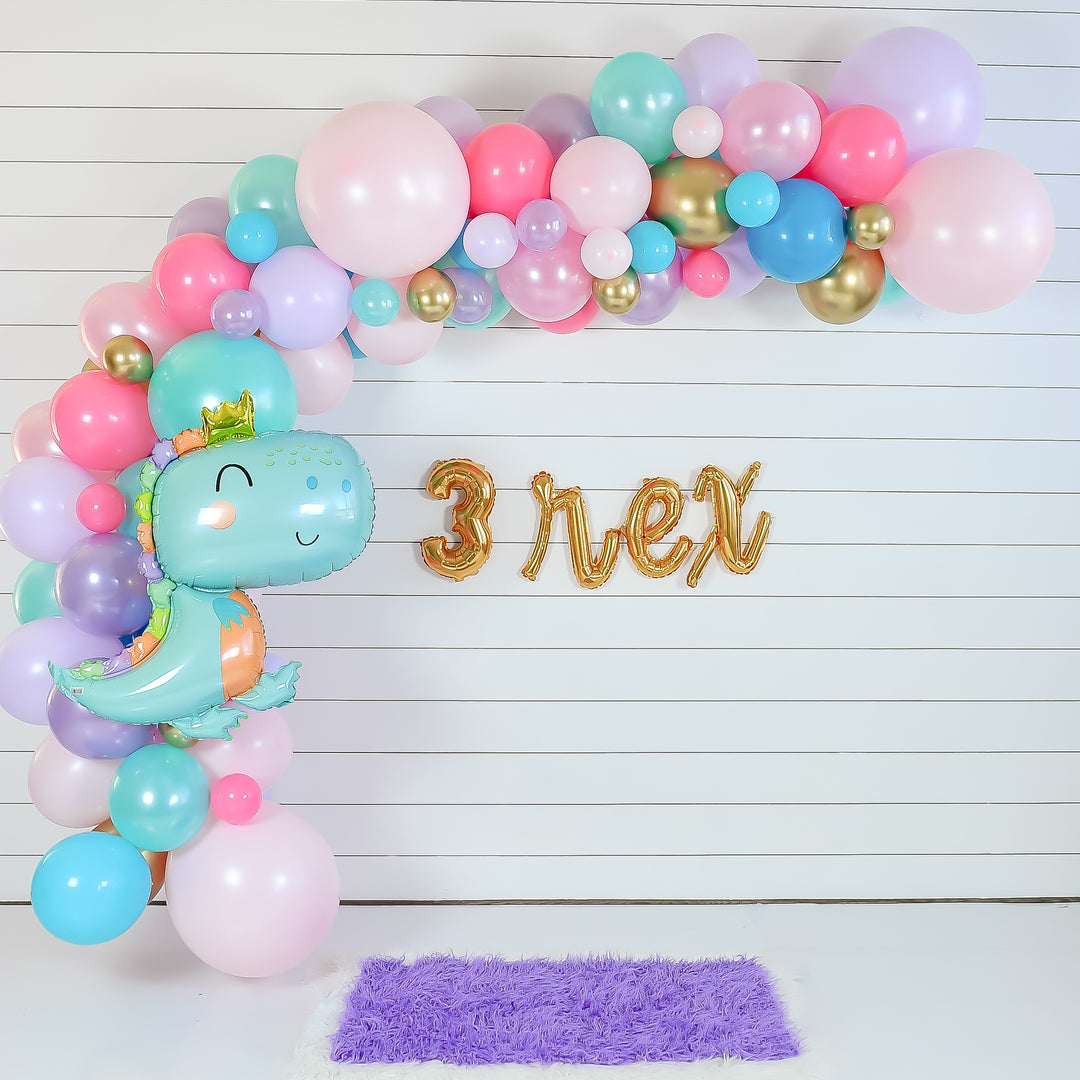 DIY Dinosaur Princess Balloon Garland