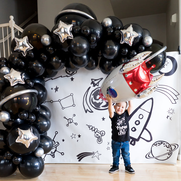 DIY Blast Off to Space Balloon Garland
