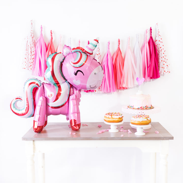 Valentine Unicorn Balloon