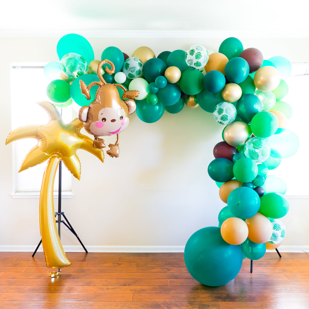 DIY Jungle Balloon Garland 