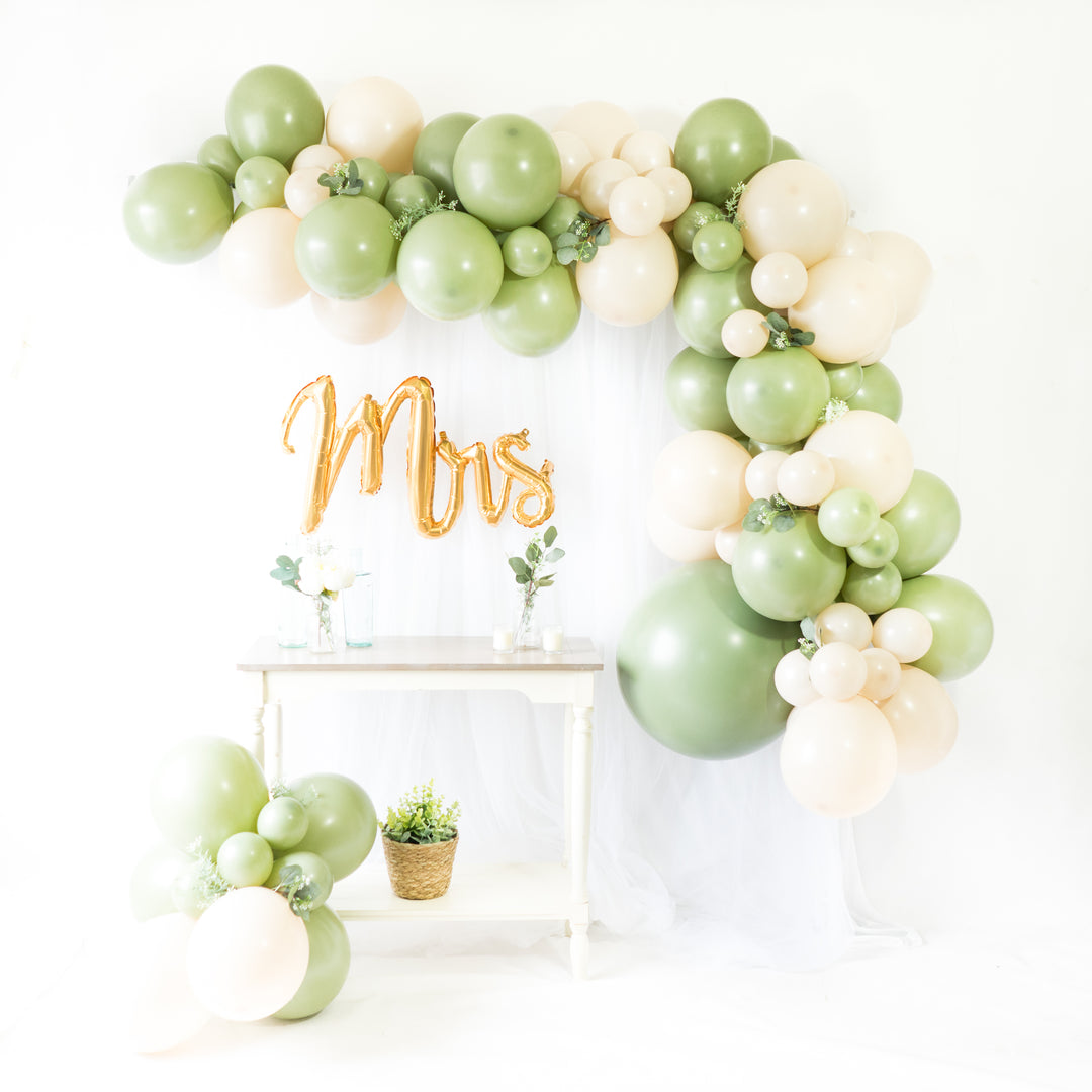 Mrs Balloon Banner