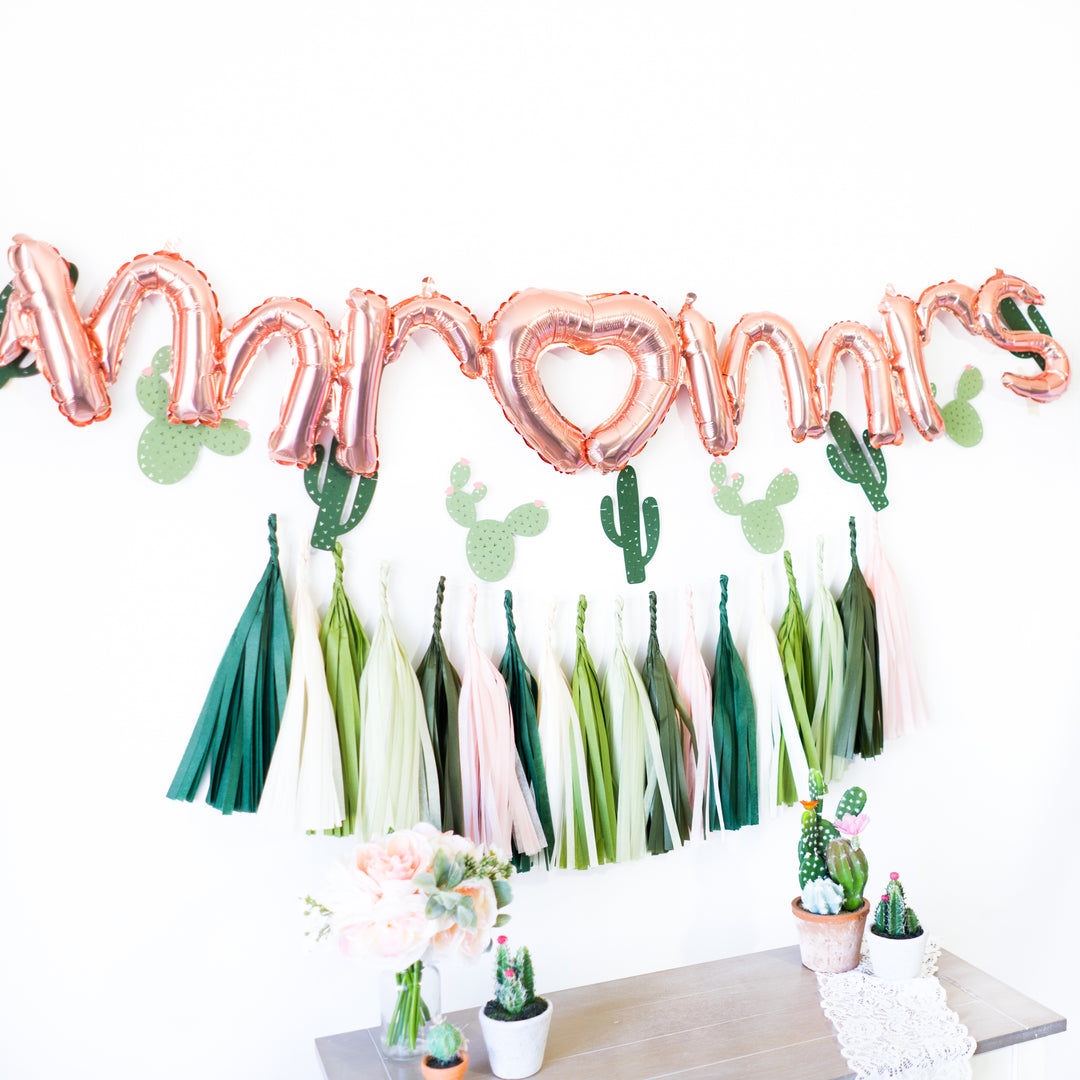 Script Mr & Mrs Rose Gold Cactus Balloon Banner