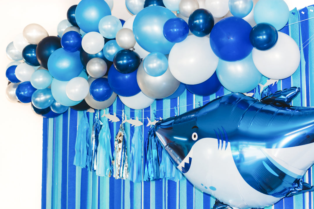 DIY Shark Balloon Garland