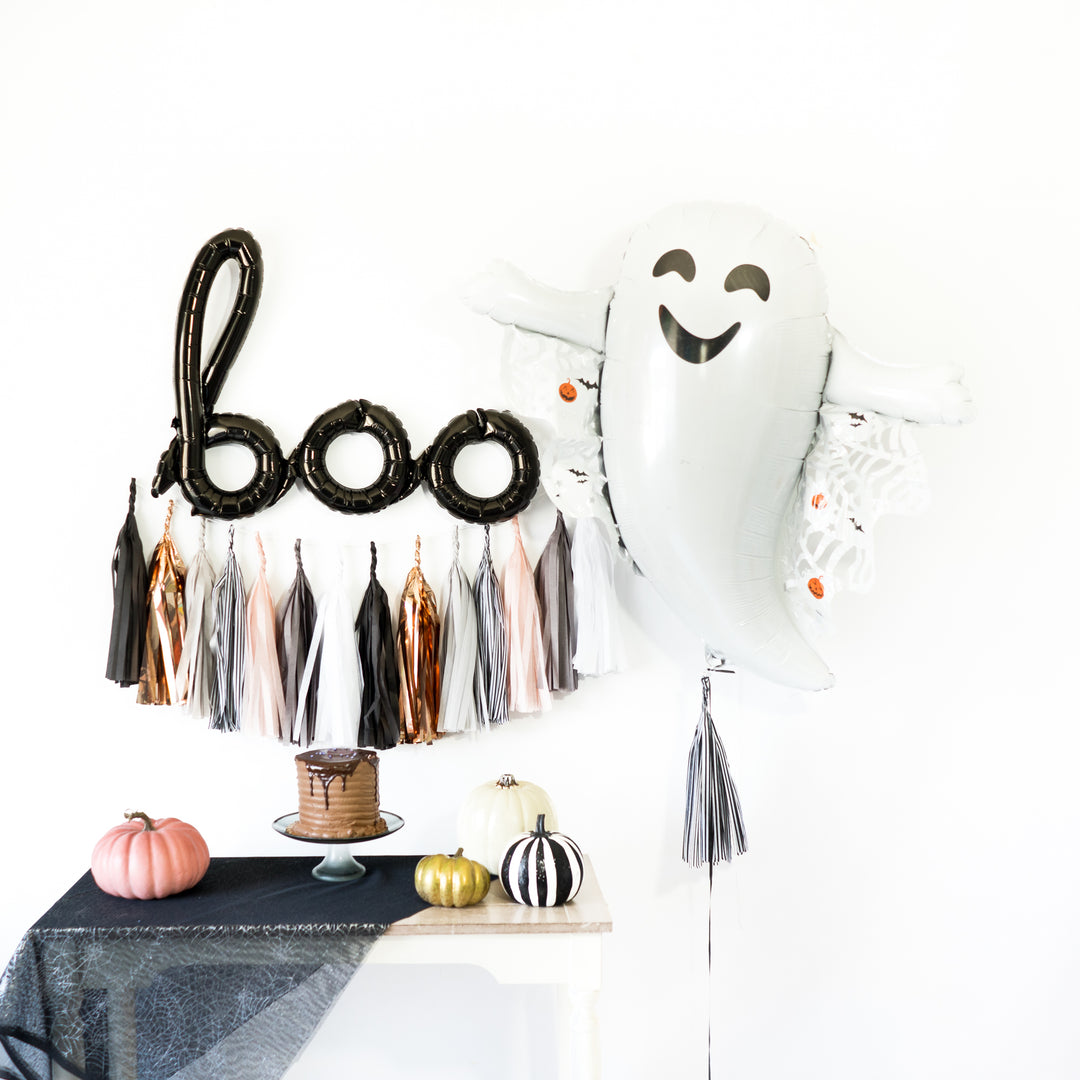 Boo! Ghost Tassel Party Box