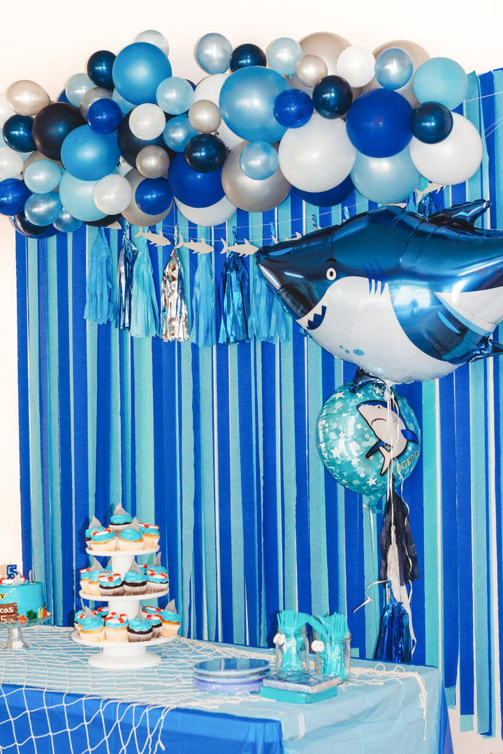 DIY Shark Balloon Garland