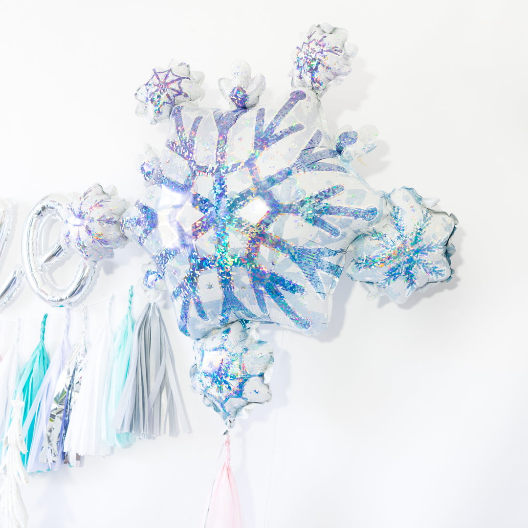 Snowflake Cluster Balloon