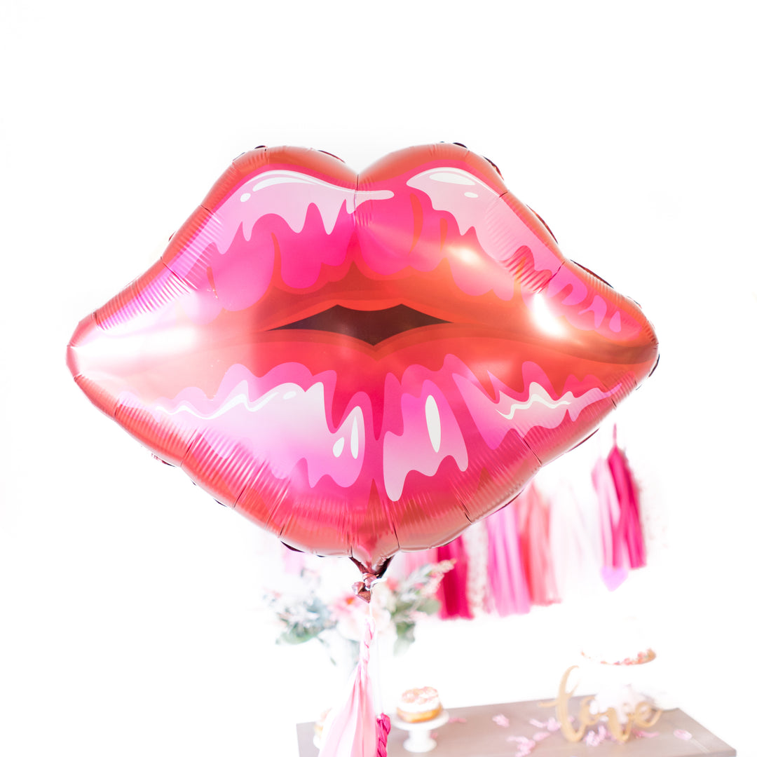 Valentine Love Kiss Balloon Tassel Party Box