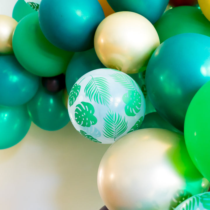 DIY Jungle Balloon Garland
