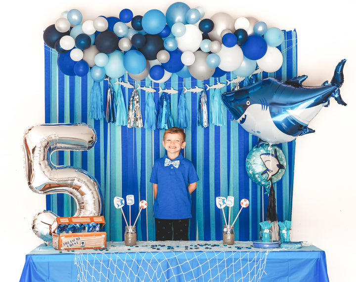 DIY Shark Balloon Garland
