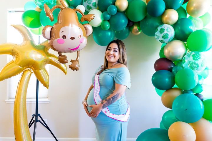 DIY Jungle Balloon Garland