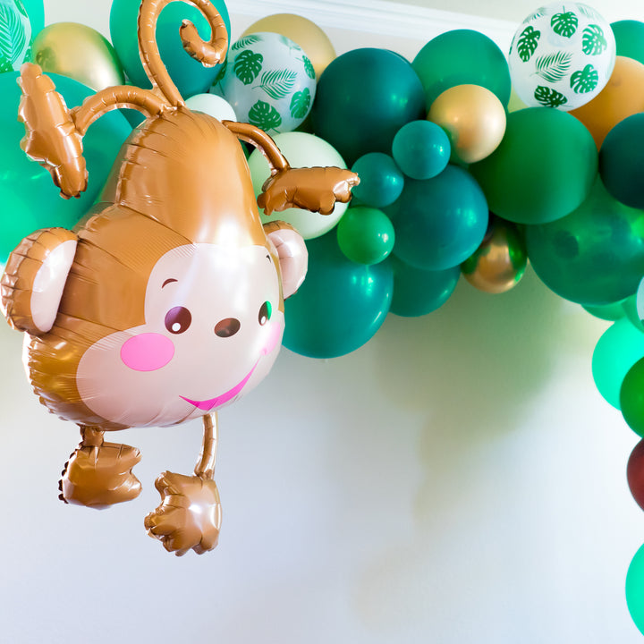 DIY Jungle Balloon Garland