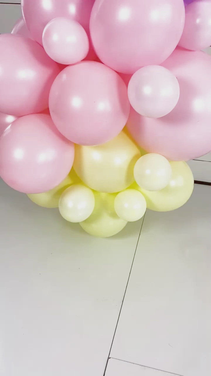 DIY Pastel Rainbow Balloon Garland