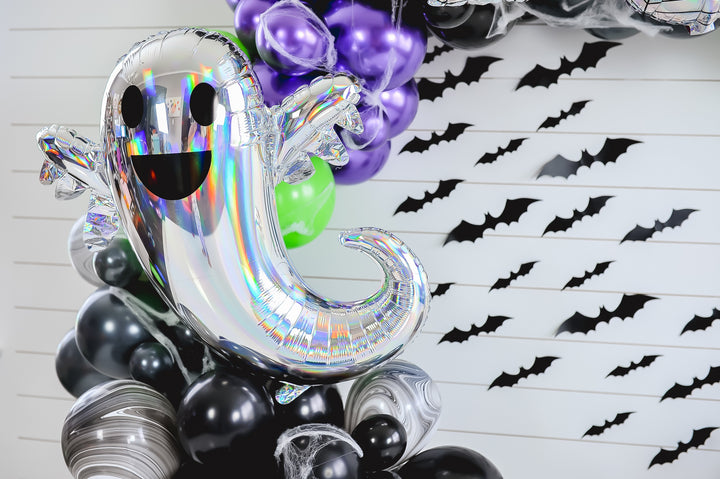 Holographic Ghost Balloon