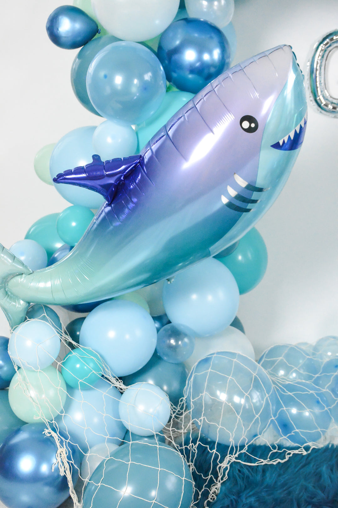Shark Balloons, Shark Party Decor, Shark Birthday Party Decor, Beach  Birthday Party Decor, Shark Balloons